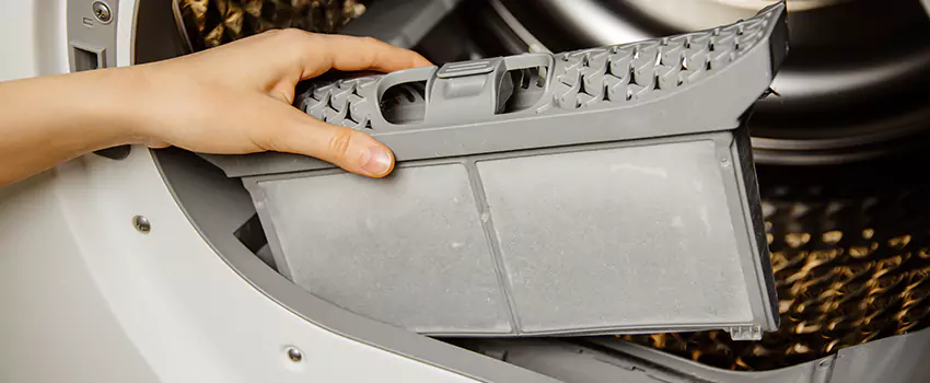 Signs Of A Clogged Dryer Lint Trap in Takoma Park, Maryland